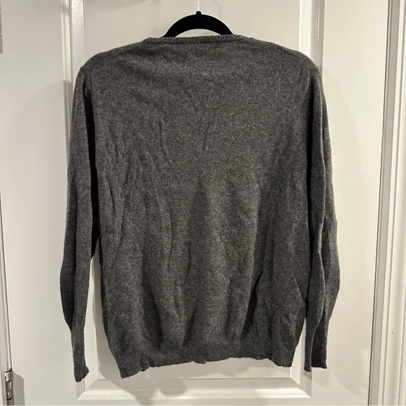 La Garçonne Moderne Dark Grey Heathered 100% Cashmare V-Neck Long Sleeve Sweater - Picture 4 of 9